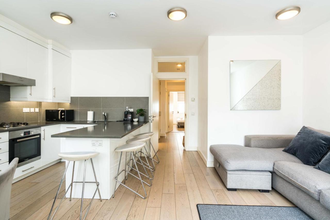 Spacious 2 Bedroom / Earls Court / Kensington London Exteriör bild